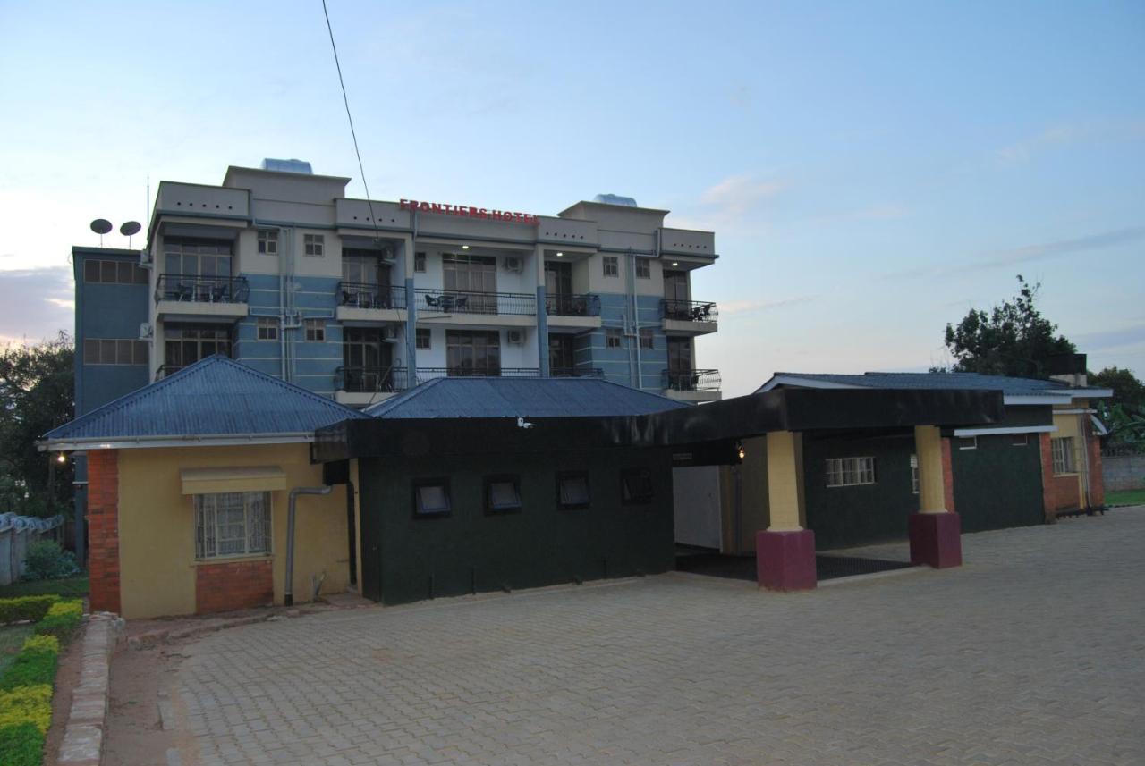 Frontiers Hotel Entebbe Bagian luar foto